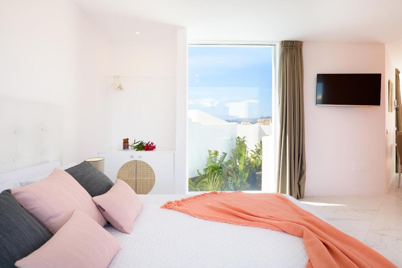 Aquablanca Suite Pool Deluxe En Punta Mujeres Екстер'єр фото